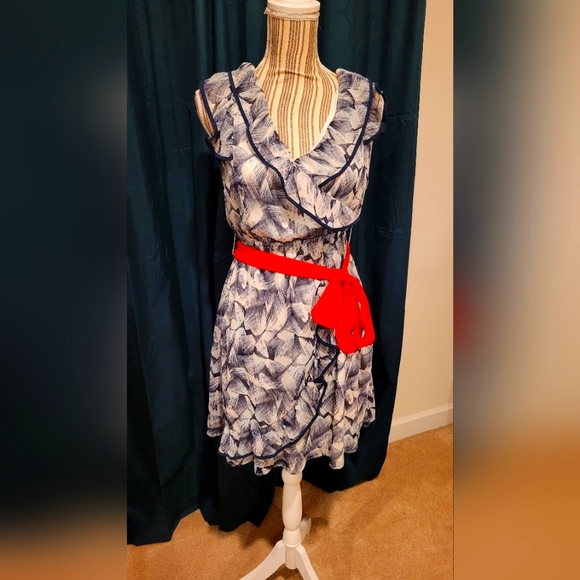 H&M Ruffle Dress - Picture 1 of 8